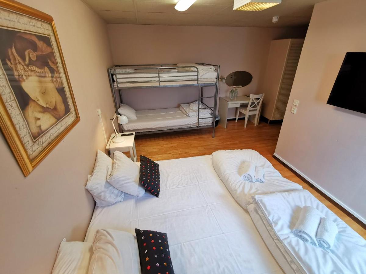 Green Door Hotel Soderakra Ngoại thất bức ảnh